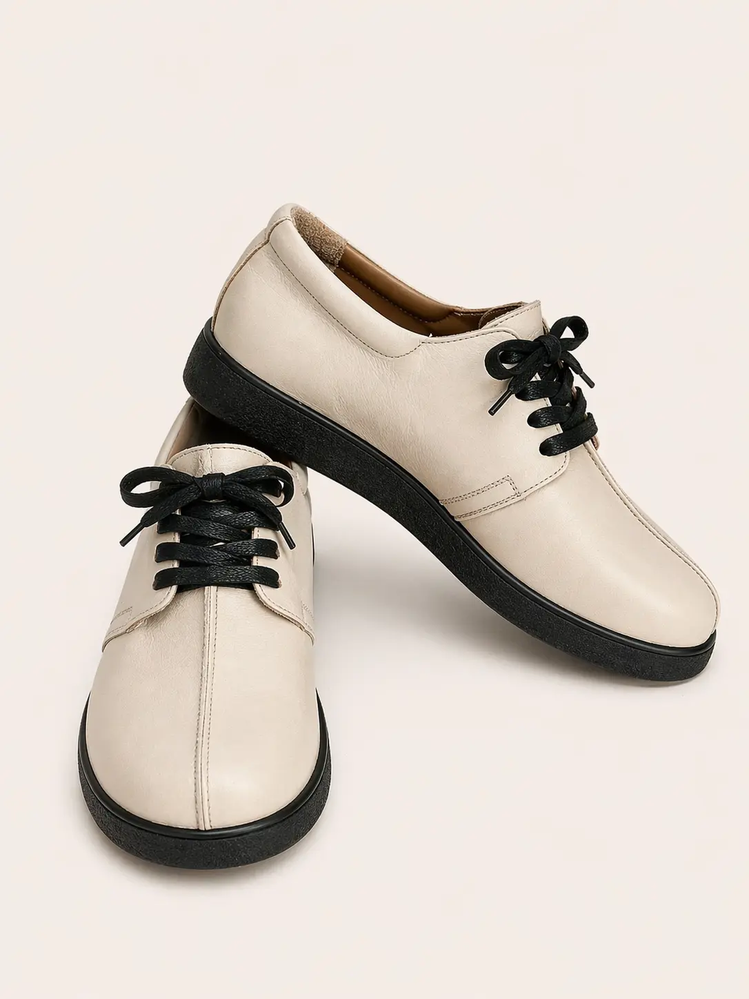 Retro Beige Black Ergonomic Sneakers